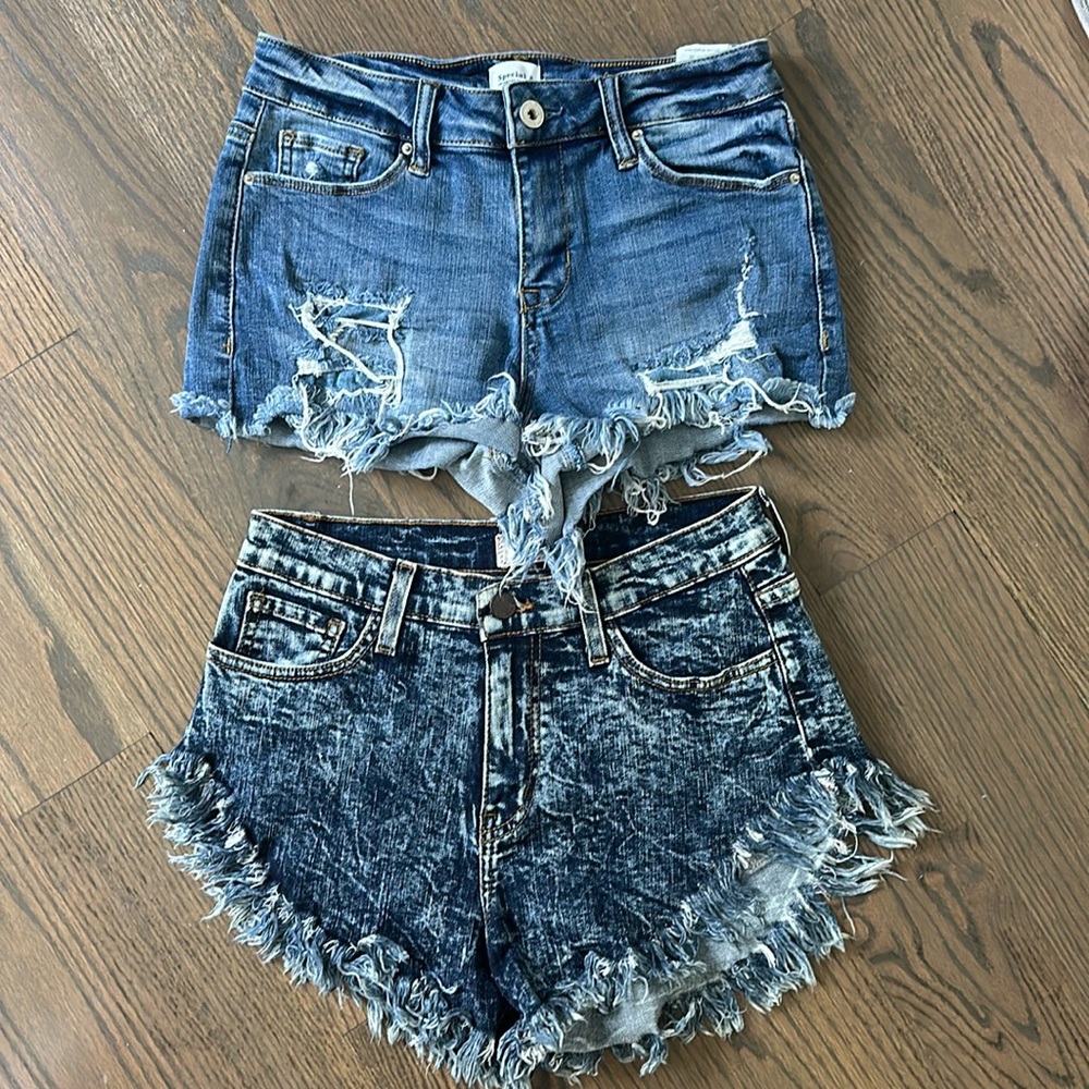 2 pairs of Jean shorts